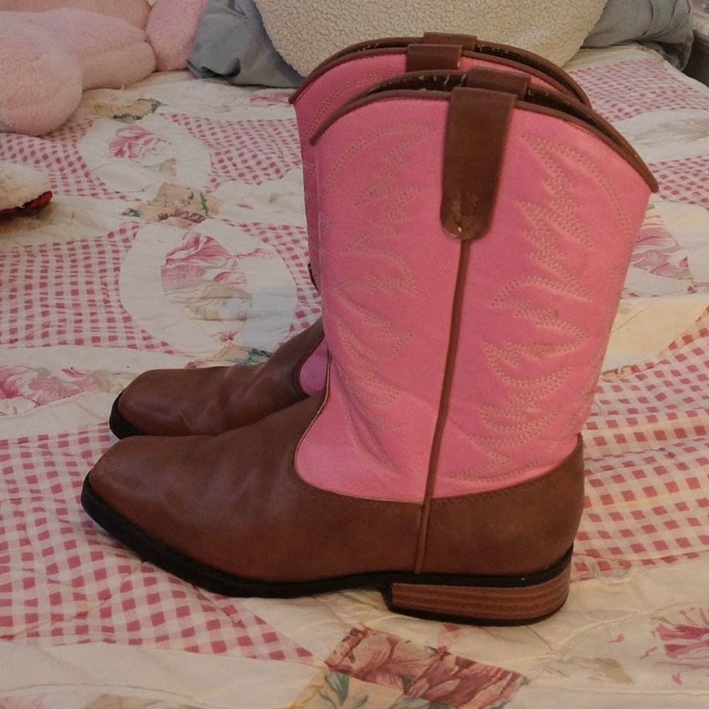 Smartfit,pink,size four boots